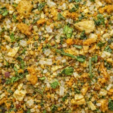 Farmárske zemiaky, 50 g – koreniaca zmes s restovanou cibuľkou